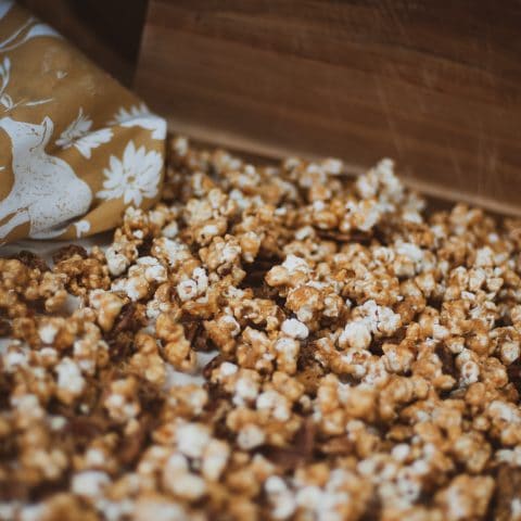 The Best Caramel Corn with Pecans